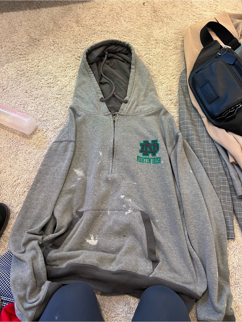 Colosseum Gray Notre Dame Fightin' Irish Half-Zip Hoodie